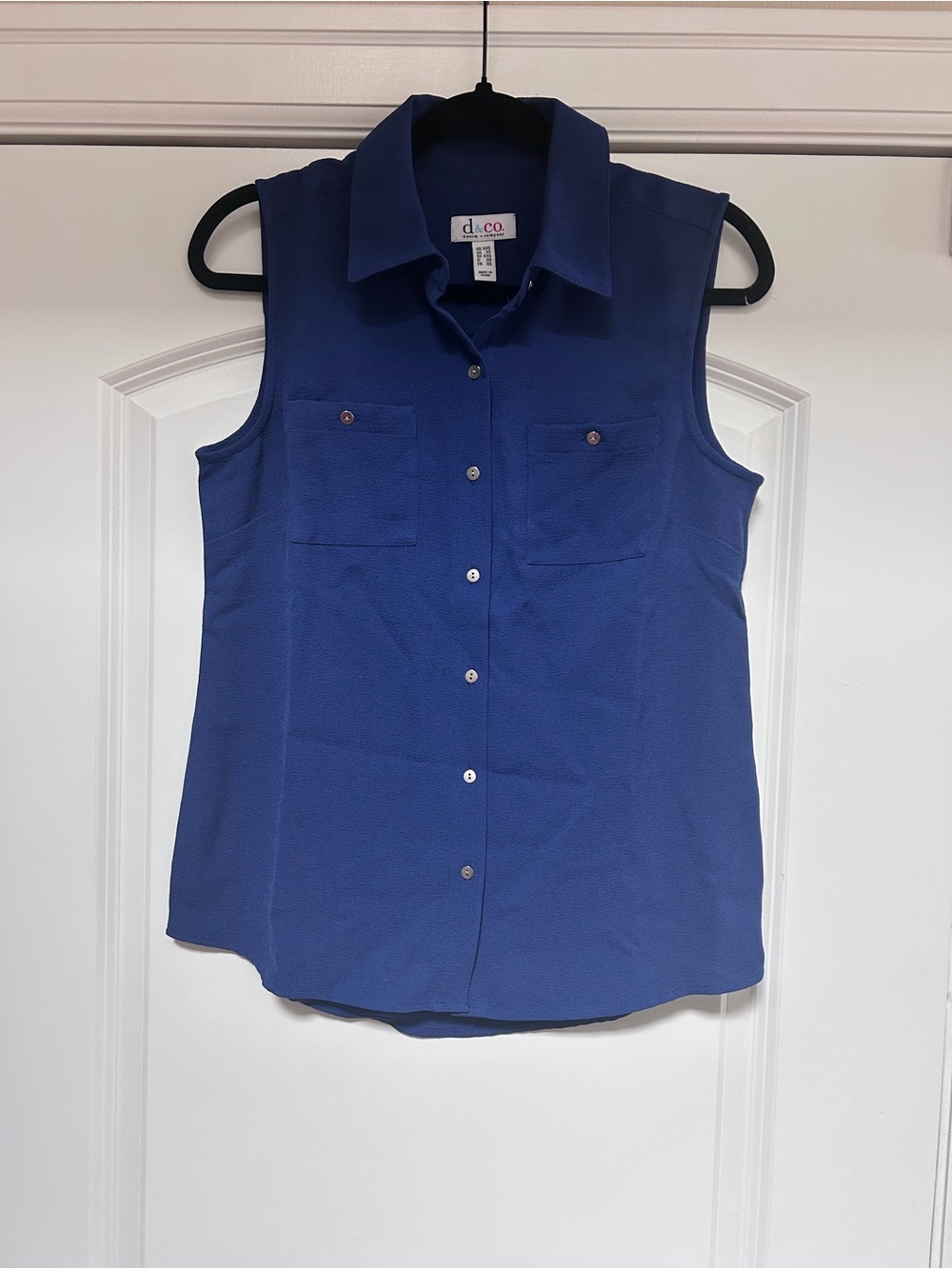 D&co Denim Co Women’s XXS Sleeveless Dressy Everyday Button Front Top Navy Shirt